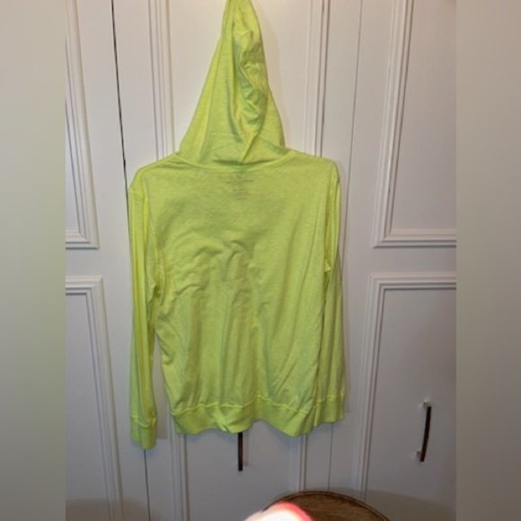 American Eagle Yellow Hoodie EUC - Picture 2 of 5
